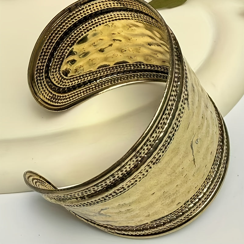 Vintage Boho Hammered Silver Plated Wide Cuff Bracelet