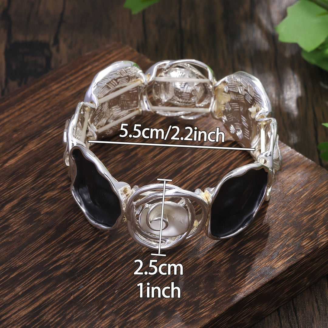 Bohemian Round Flower Geometric Design Cuff Elastic Bracelet