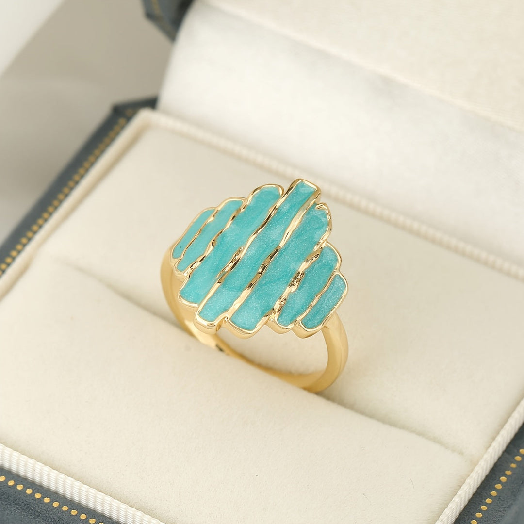 Bohemian Painted Oil Irregular Rock Edge Mint Green Ring