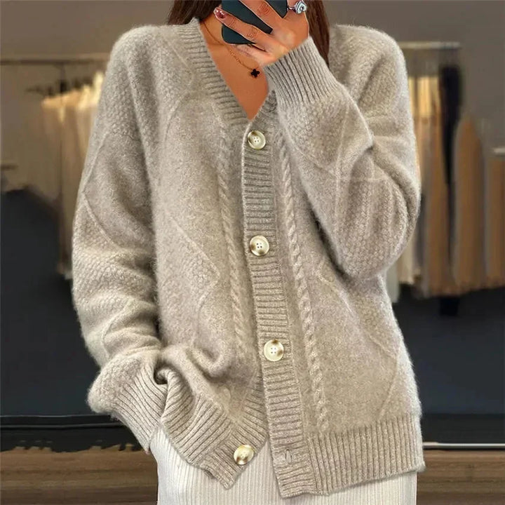 Aaliyah | V-Neck Diamond Knit Button Cardigan