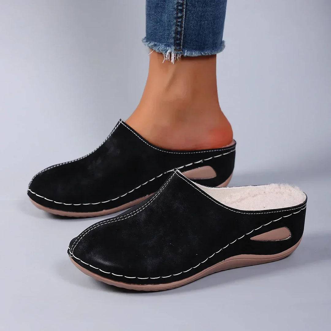 Thea™ | Warm Orthopaedic Slippers for Everyday Comfort