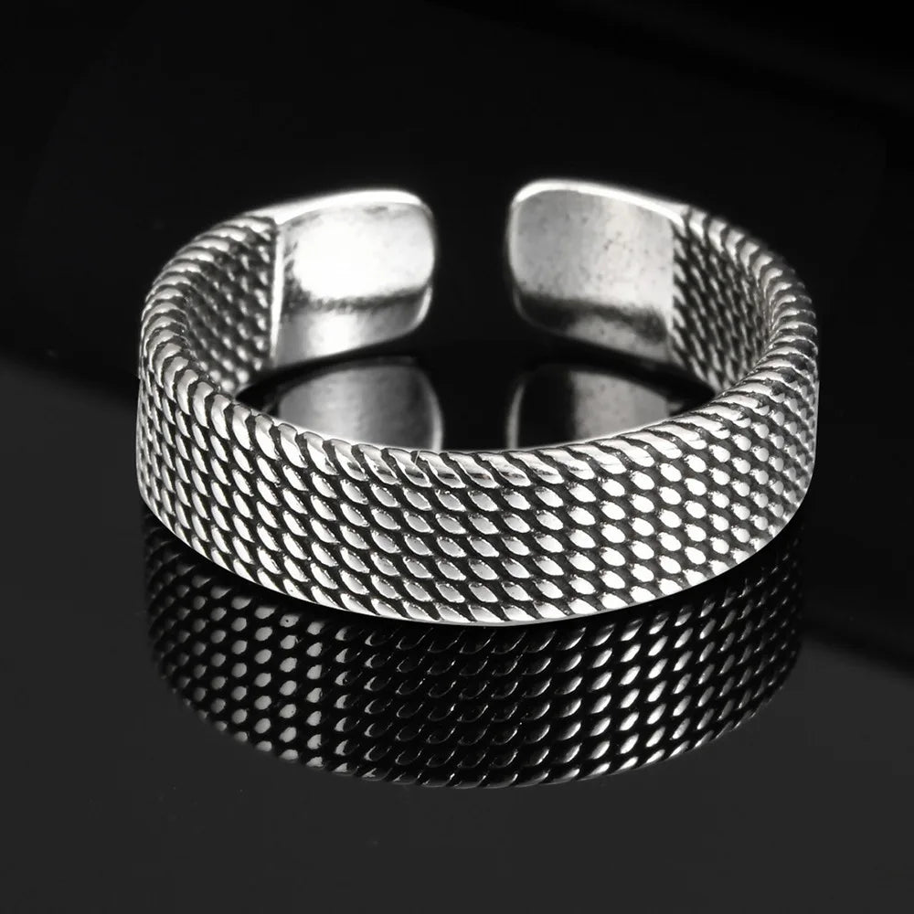 Veyra Ring (Unisex)