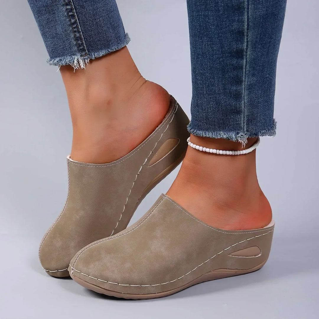 Thea™ | Warm Orthopaedic Slippers for Everyday Comfort